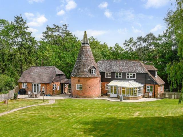 House for sale in Bridgefield, Kent