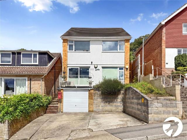 House for sale in Chatham