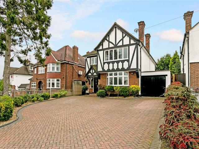 House for sale in Watford Rural, Batchworth