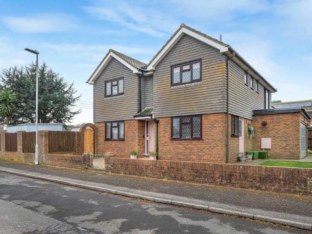 House for sale in Peacehaven, Iford
