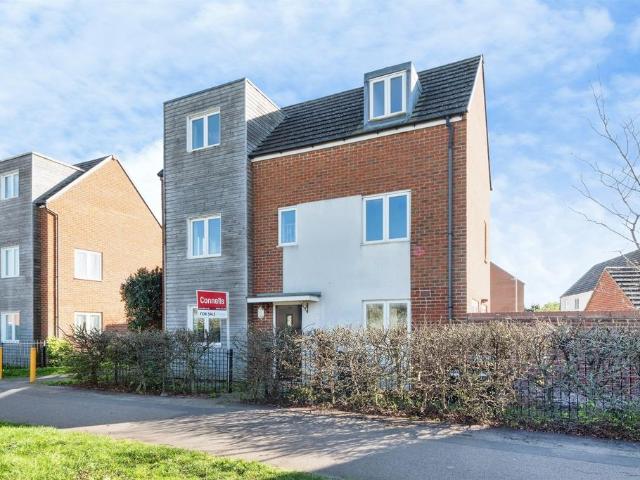 House for sale in Broughton Gate, Monkston Park