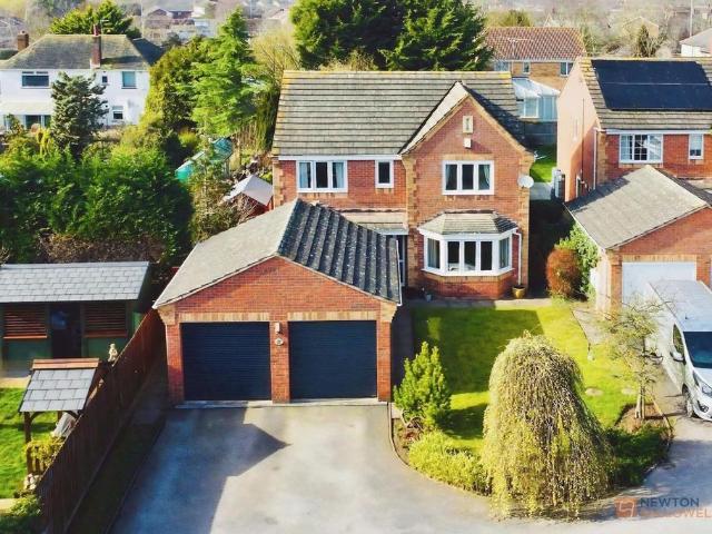 House for sale in Elmfield, Leicestershire
