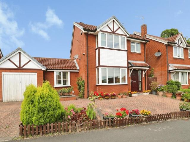 House for sale in Moortown, West Yorkshire