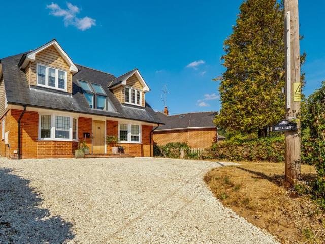 House for sale in Bucklebury, West Berkshire