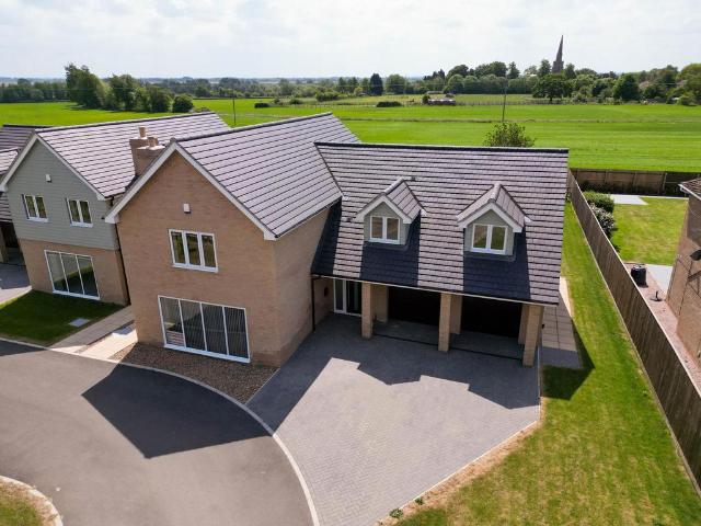 House for sale in Huntingdon, Cambridgeshire