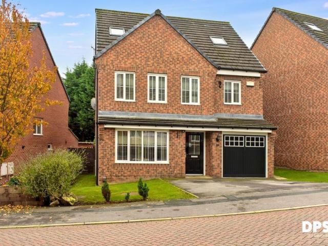 House for sale in Thorpe, West Yorkshire