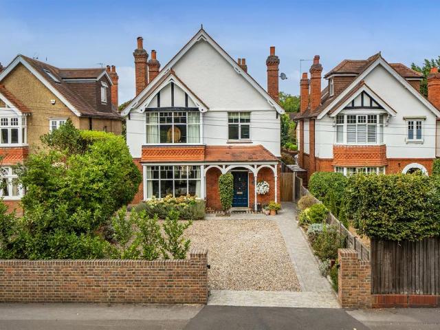 House for sale in Highway, Maidenhead