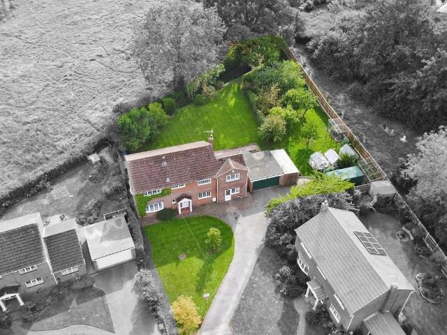 House for sale in Beckingham, Bassetlaw