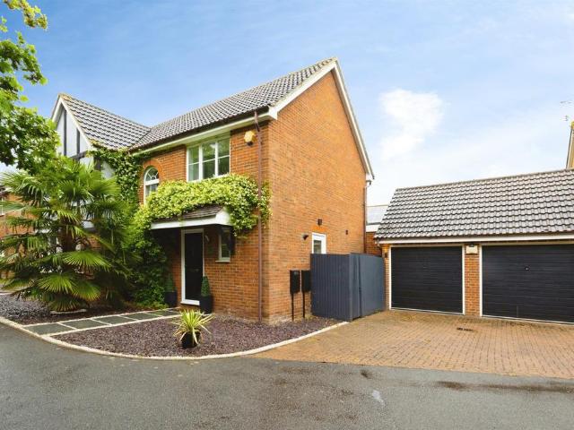 House for sale in Park Farm, Bridgefield