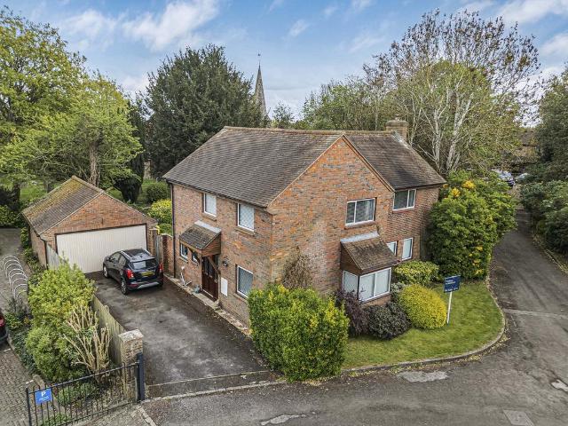 House for sale in Ladygrove, Berrick Salome