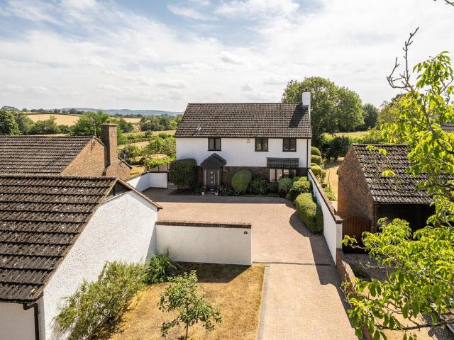 House for sale in Sherford, Rumwell