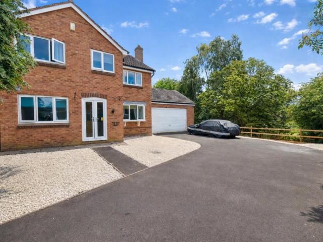 House for sale in Whitchurch, Shropshire