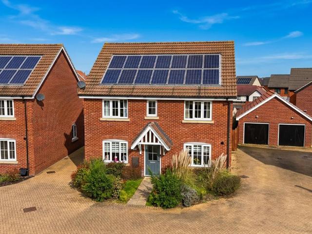 House for sale in Wymondham, Burgh St Peter