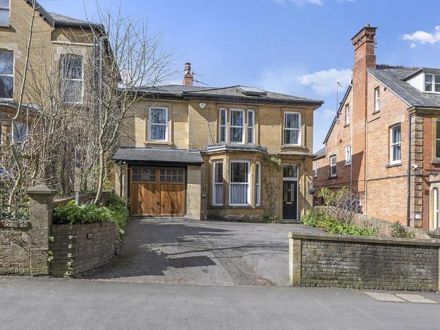 House for sale in Yeovil, Somerset