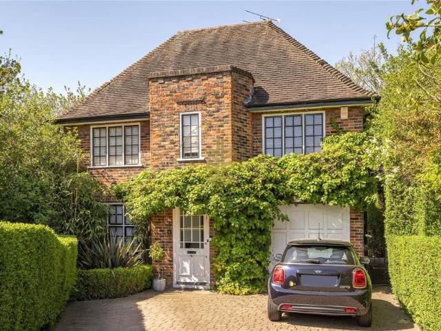 House for sale in Hampstead Garden Suburb, Greater London