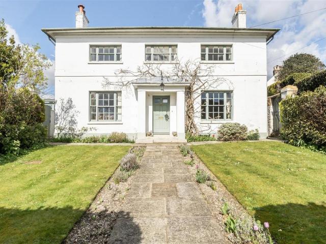 House for sale in Arundel, Clapham