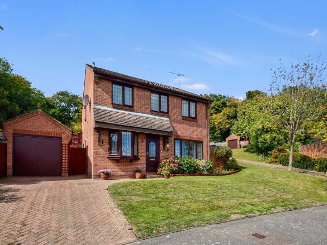 House for sale in Wayfield, Chatham