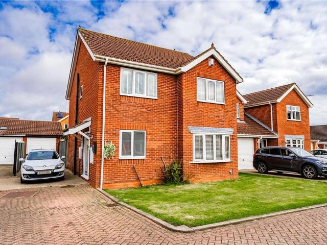 House for sale in Wybers Wood