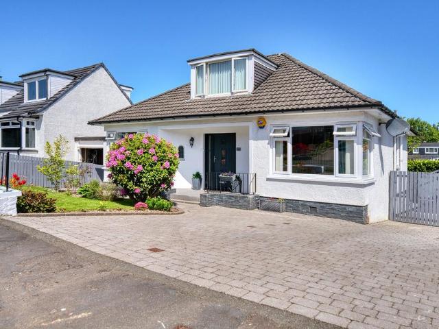 House for sale in Milngavie, Scotland