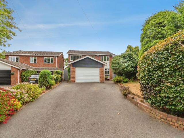 House for sale in Brownhills, West Midlands