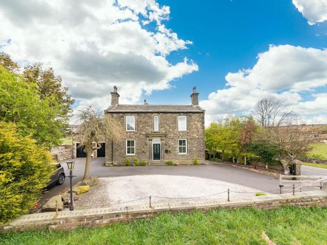 House for sale in Shepley, West Yorkshire