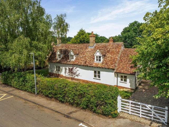 House for sale in Sutton, Bedfordshire