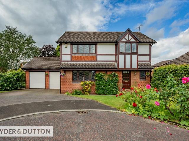 House for sale in Bamford, Burnedge
