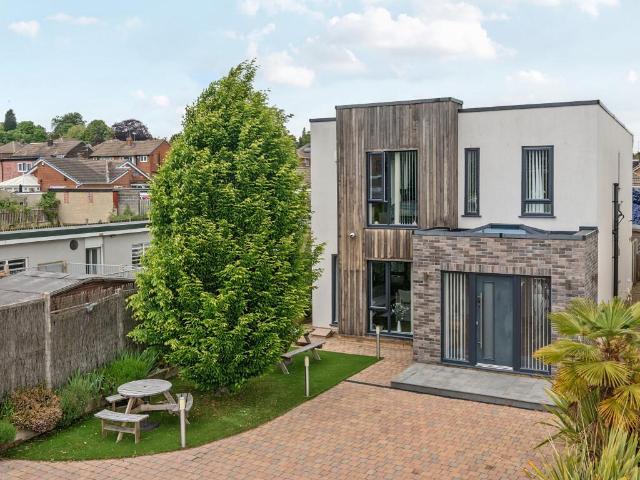 House for sale in Hemsworth, West Yorkshire