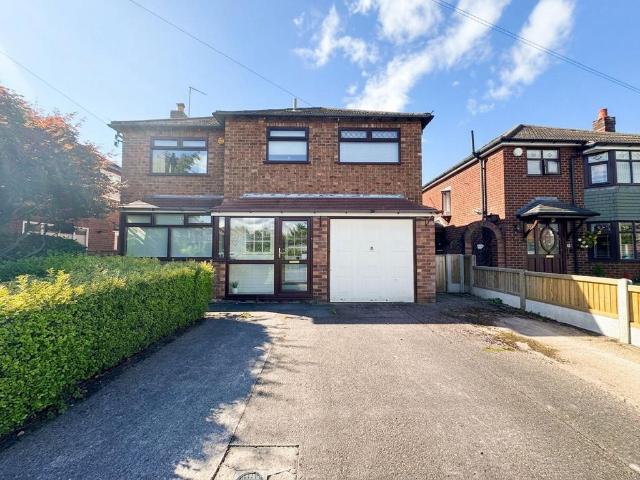 House for sale in Pownall Park, Wilmslow
