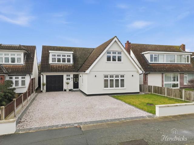 House for sale in North Shoebury, Alton Barnes