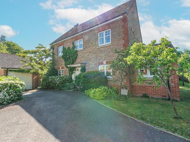 House for sale in Newell Green