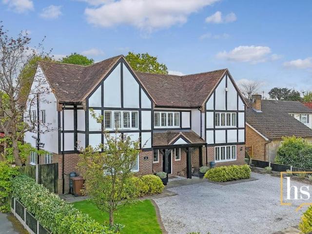 House for sale in Hutton, Navestock Side
