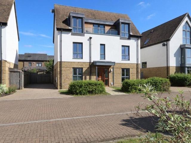 House for sale in Monkston Park, Milton Keynes