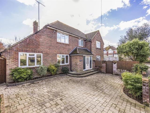 House for sale in Spring Vale, Hampshire
