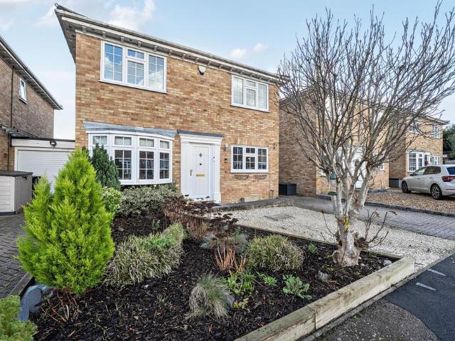House for sale in Finchampstead