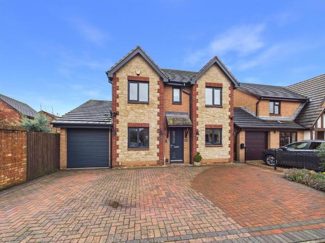 House for sale in Lower Rea, Gloucester