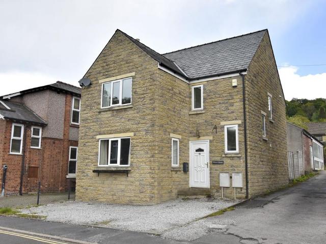 House for sale in Charlesworth, East Midlands