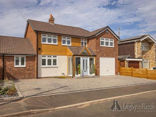 House for sale in Barton In Fabis, East Midlands