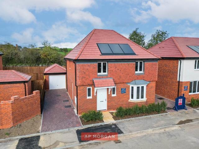 House for sale in Riverside, Redditch
