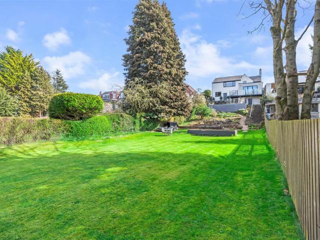 House for sale in Ben Rhydding, Ilkley