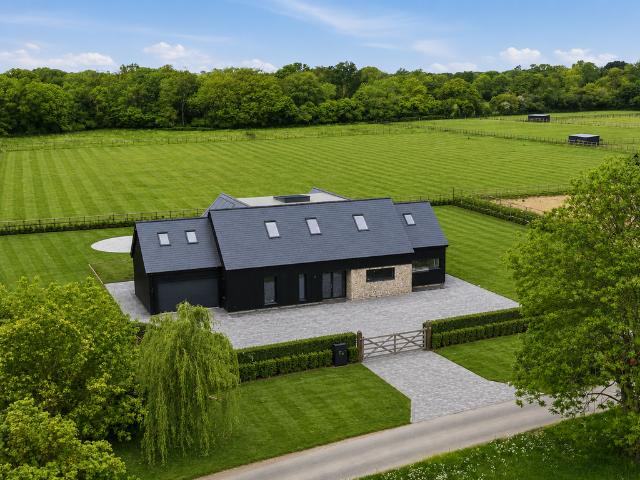 House for sale in Widdington, Duton Hill
