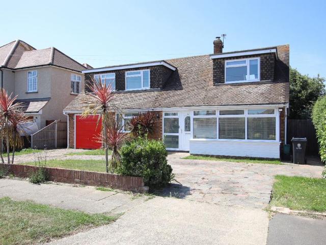 House for sale in Holland-on-Sea, Dale Hill