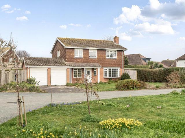House for sale in Littlecote, West Sussex