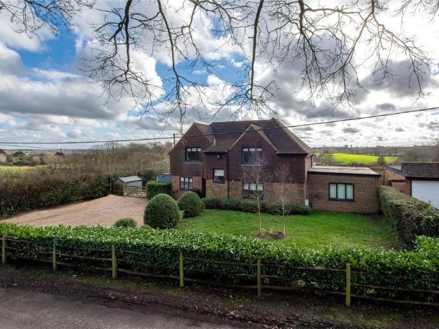 House for sale in Pachesham Park, Surrey