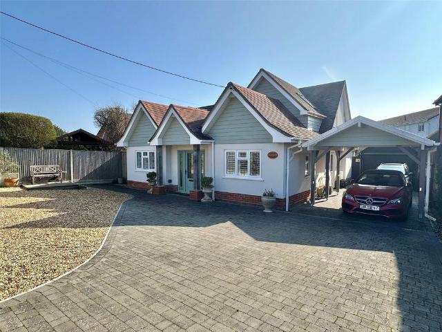 House for sale in Milford-on-Sea, Ashurst Bridge