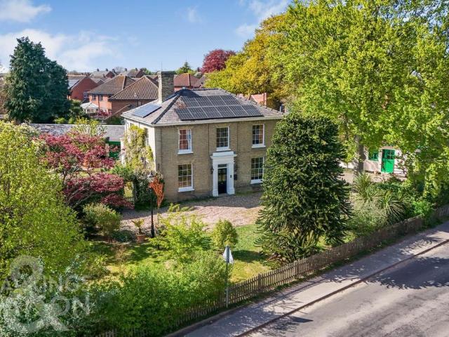 House for sale in Stokesby, Norfolk