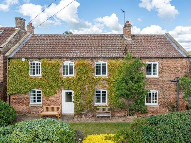 House for sale in Arkendale, North Yorkshire