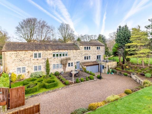 House for sale in Killinghall, North Yorkshire