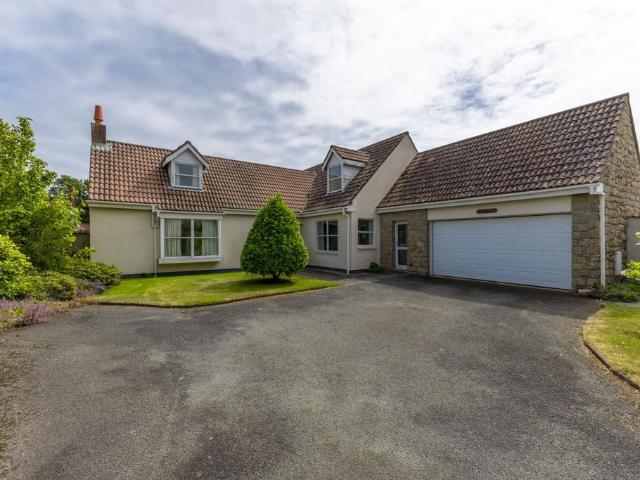 House for sale in Eastbridge, Suffolk