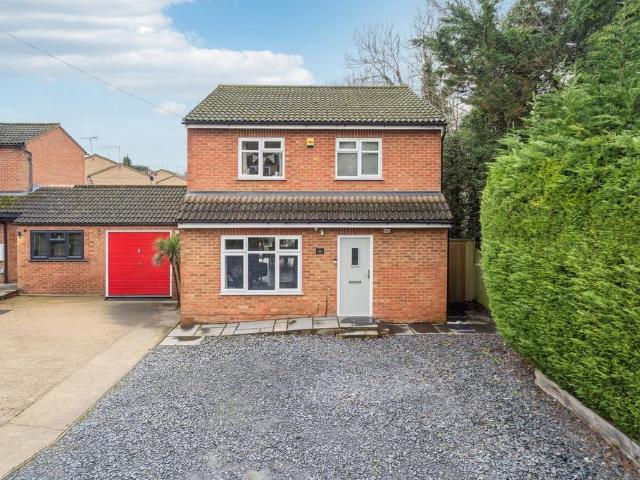 House for sale in Wexham, George Green